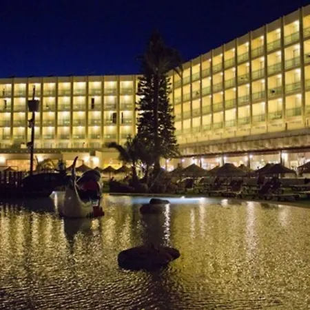 Rezort Evenia Zoraida