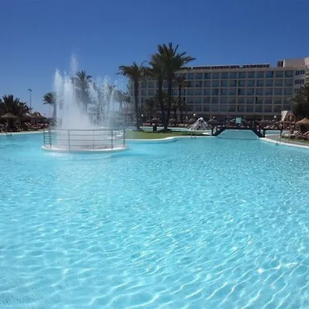 Rezort Evenia Zoraida